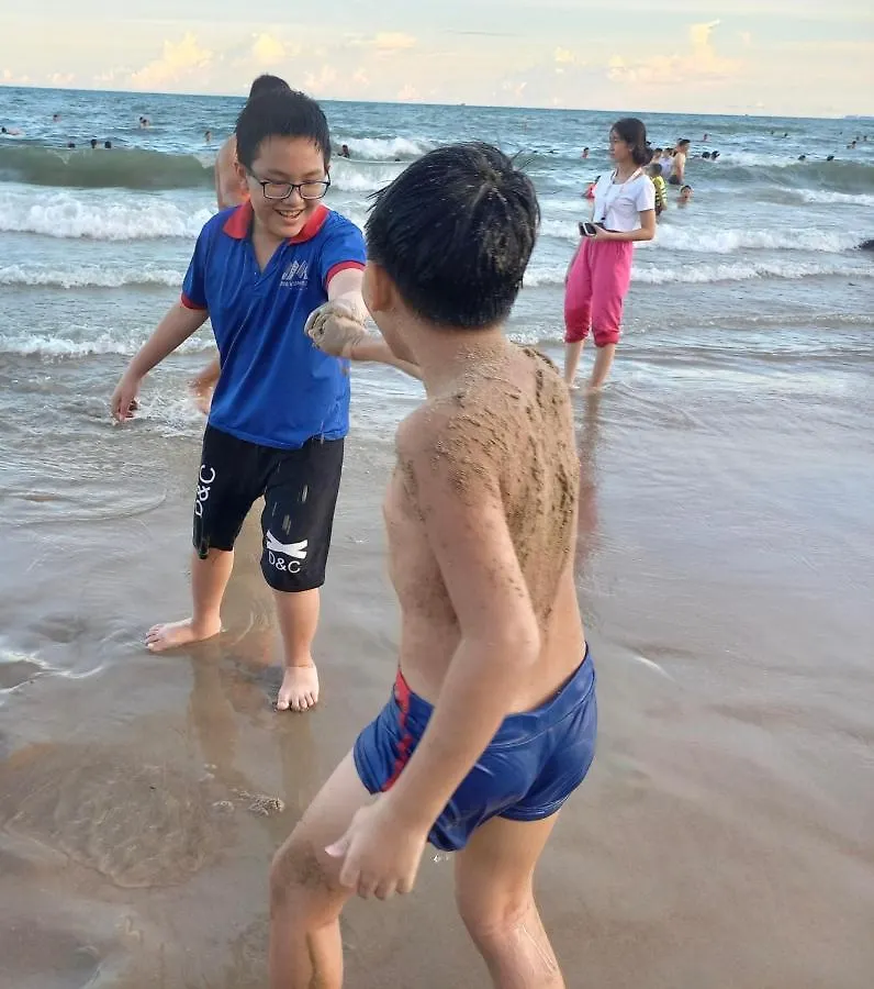 Aria Resort- Căn hộ nghỉ dưỡng hướng biển có hồ bơi sát cạnh bãi tắm riêng miễn phí Vung Tau